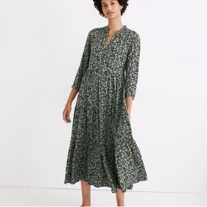 Madewell Button-Front Tiered Midi Dress in Fleur Field Green/Navy Size Small